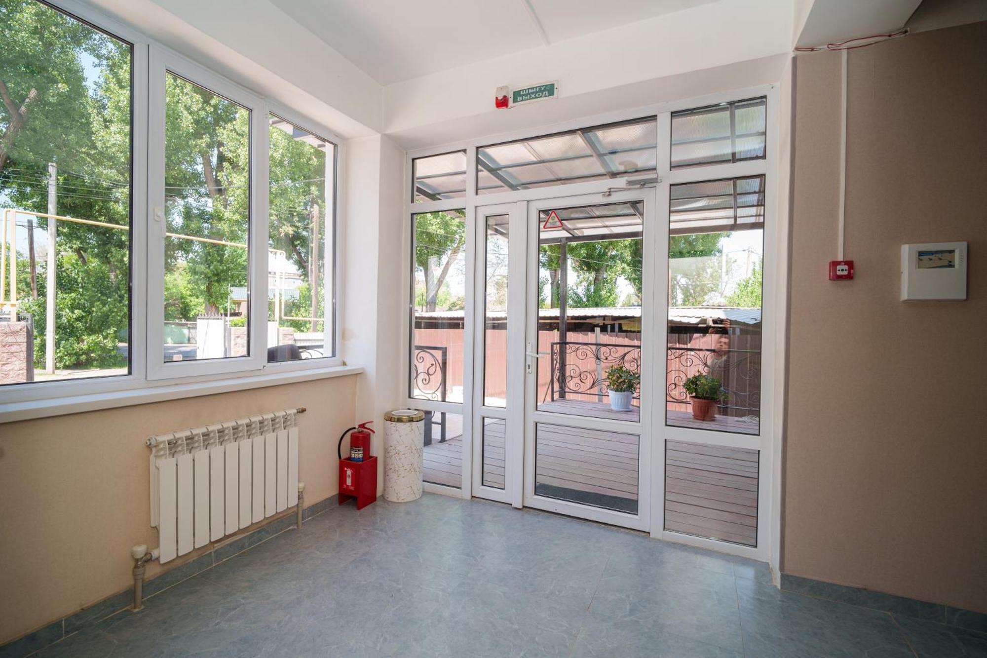 Hotel 33 Almaty Luaran gambar